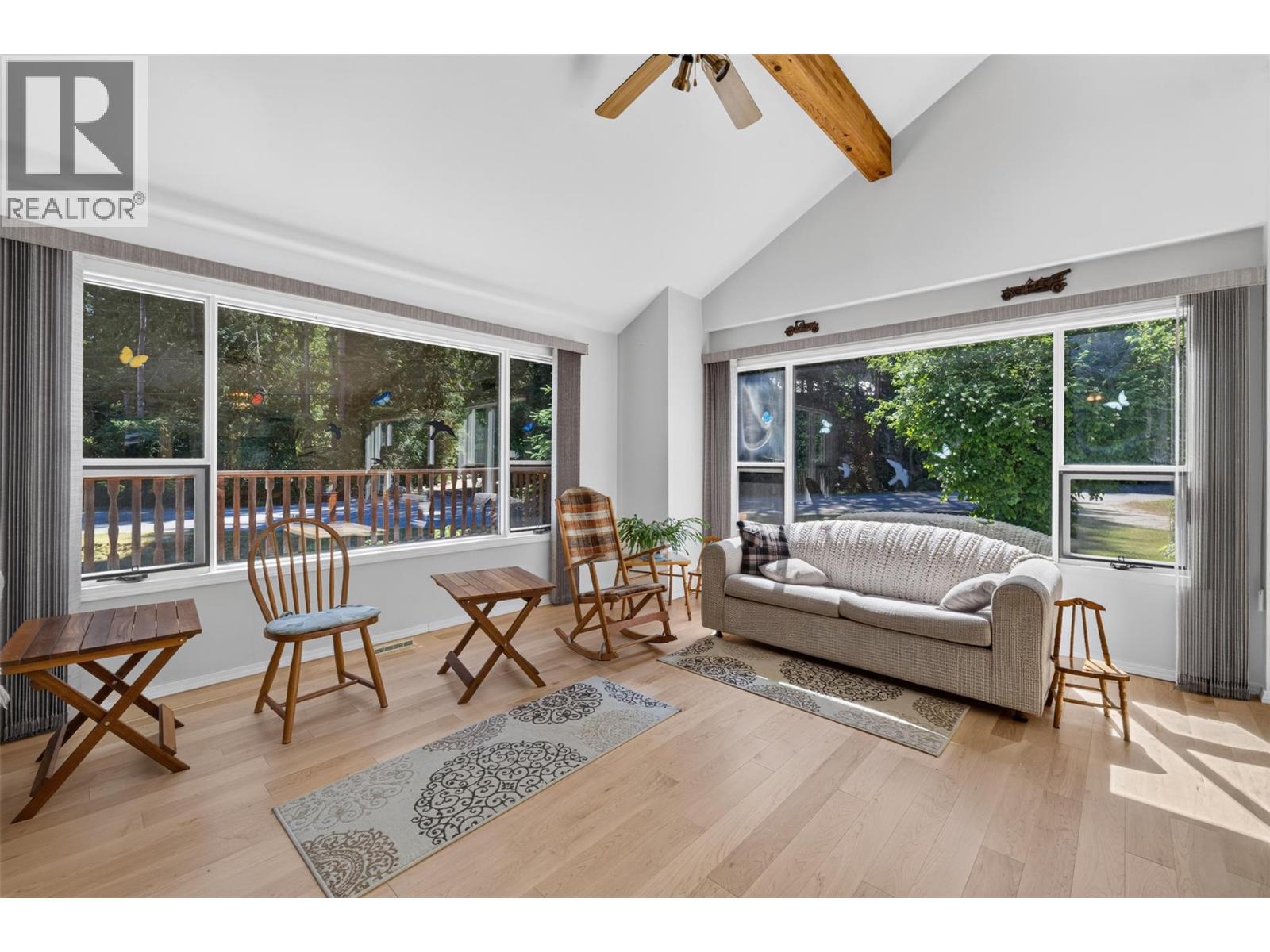 8981 Swanson Road, Swansea Point