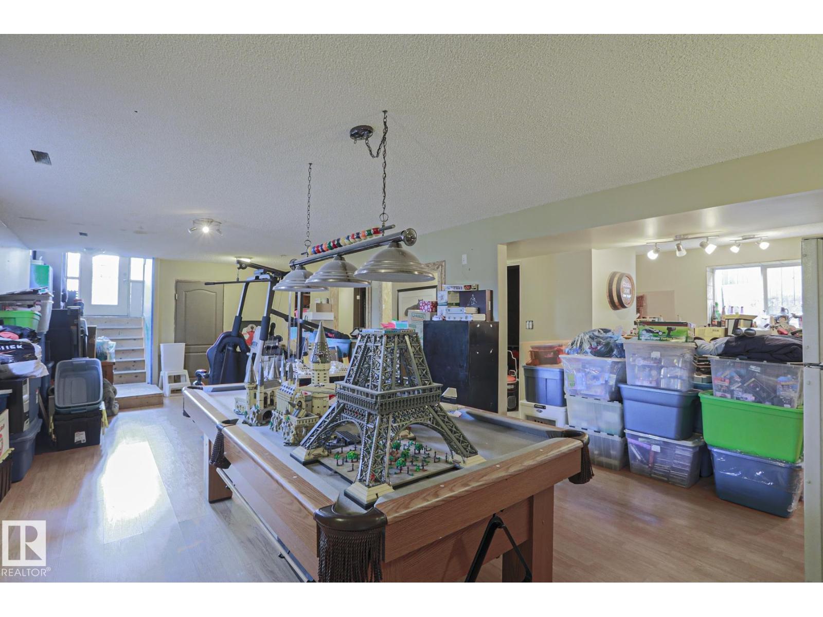 4506 154 AV NW - 35