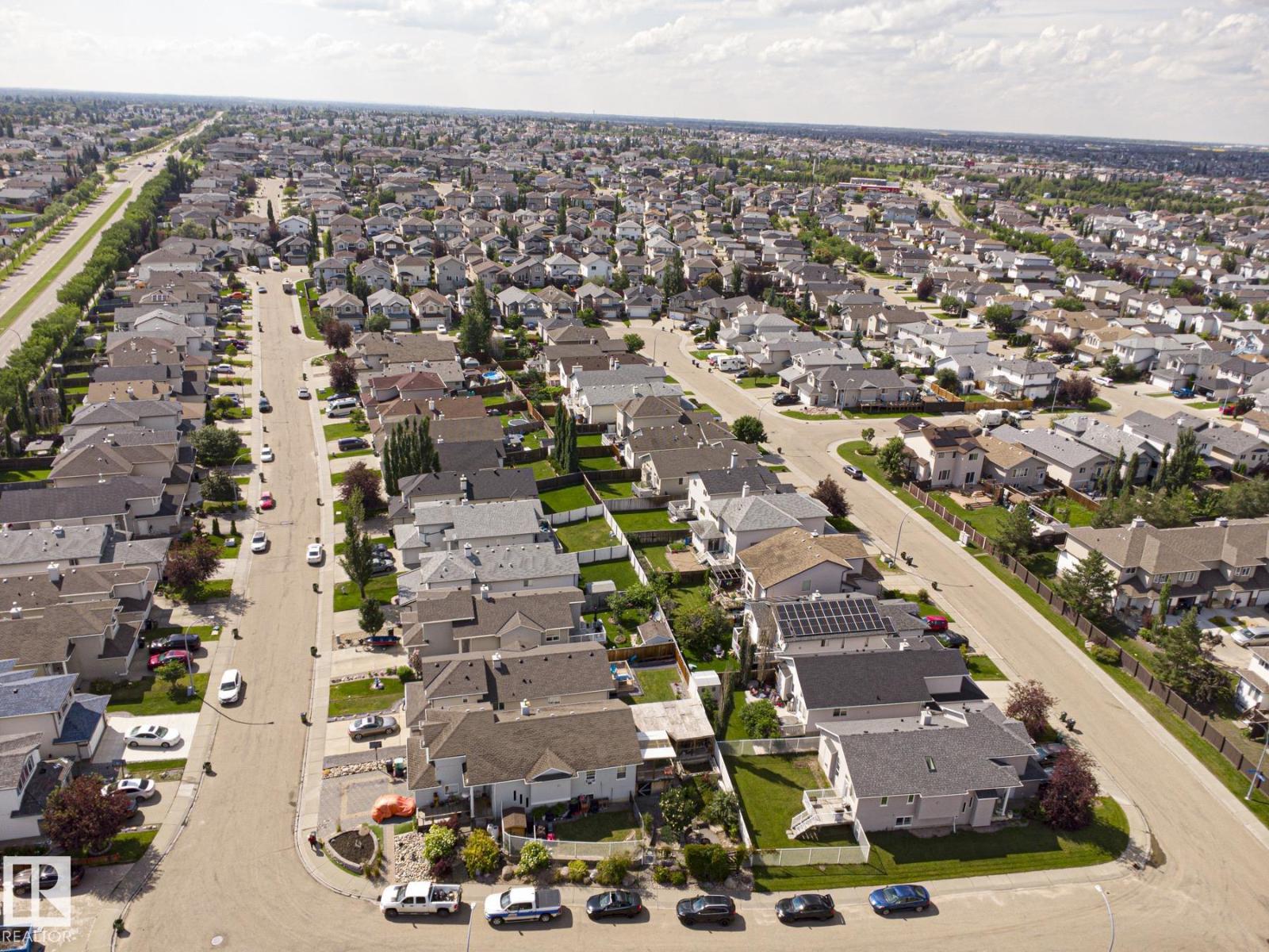 4506 154 AV NW - 56