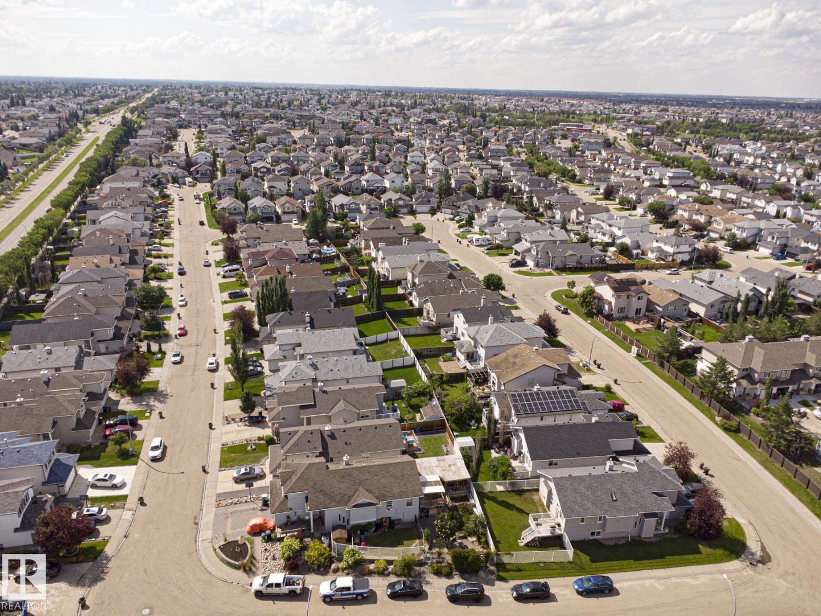 4506 154 AV NW - 57