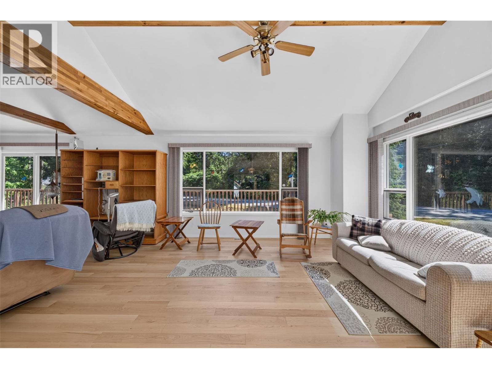 8981 Swanson Road, Swansea Point