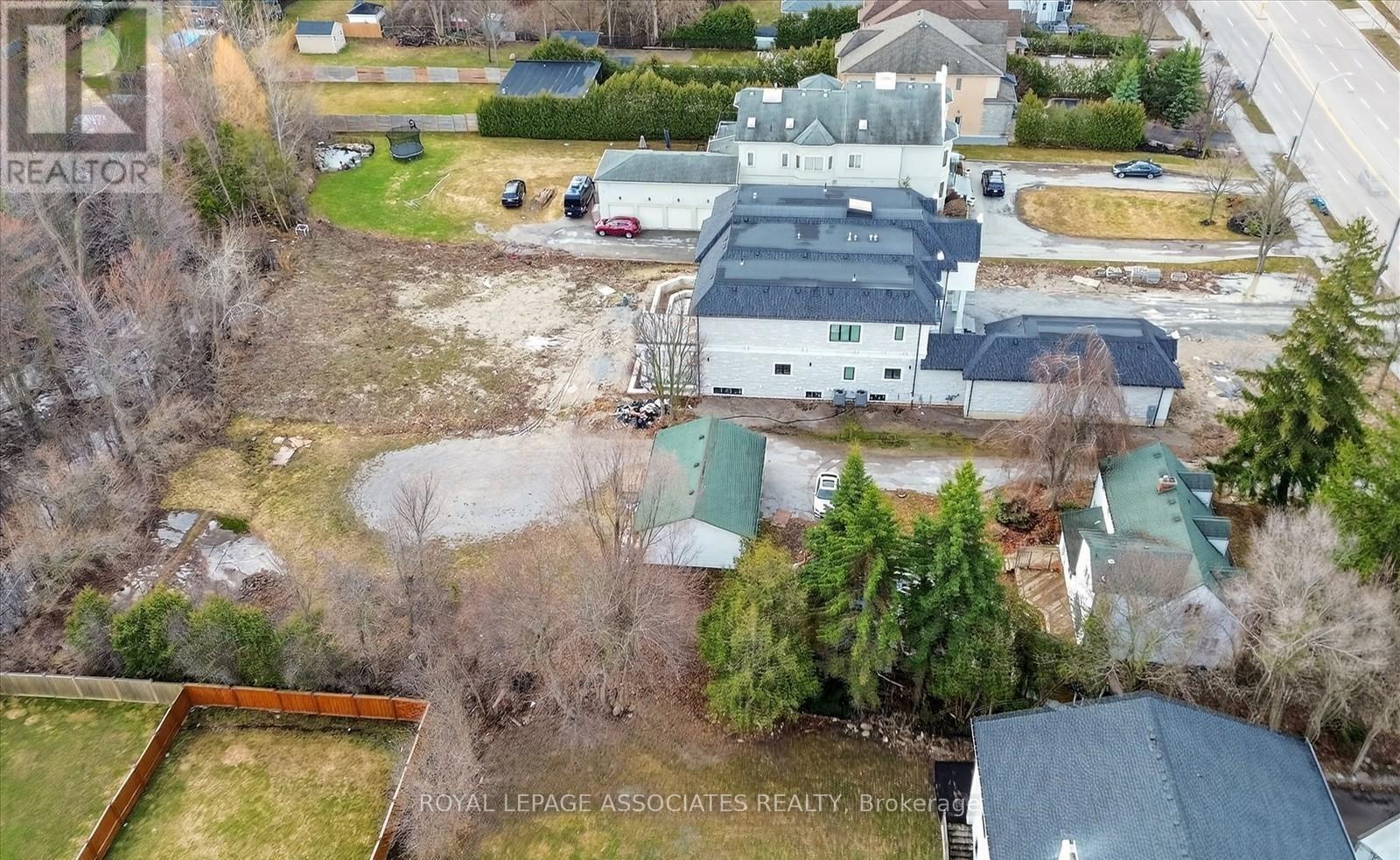 1485 ALTONA ROAD - 18