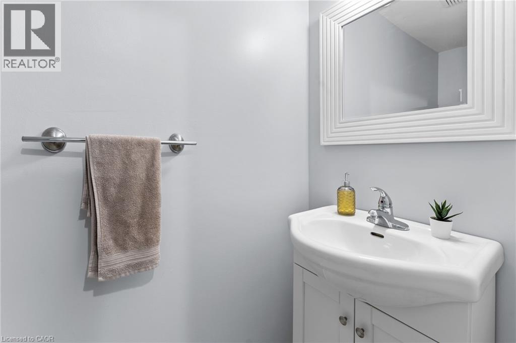 #12 465 BEECHWOOD Place - 9
