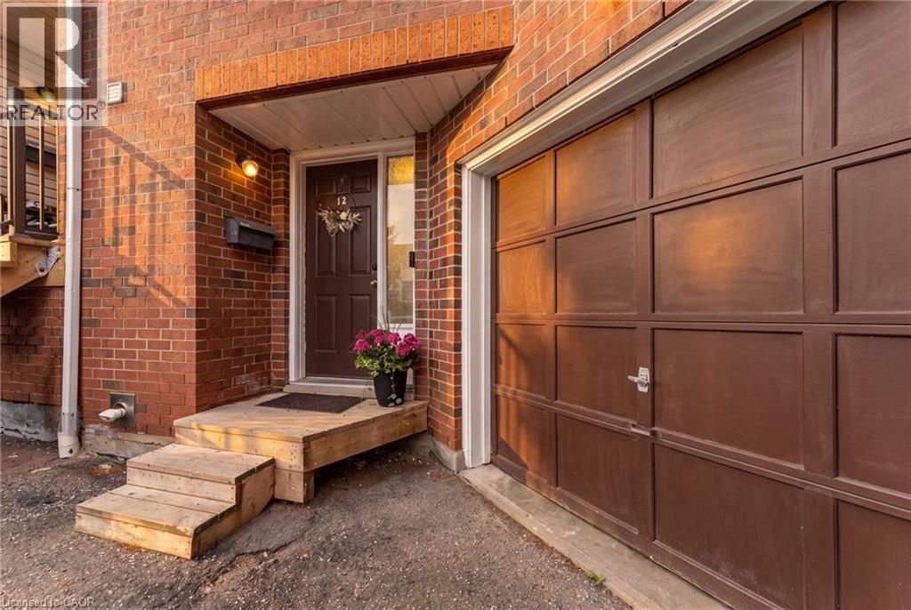 #12 465 BEECHWOOD Place - 2