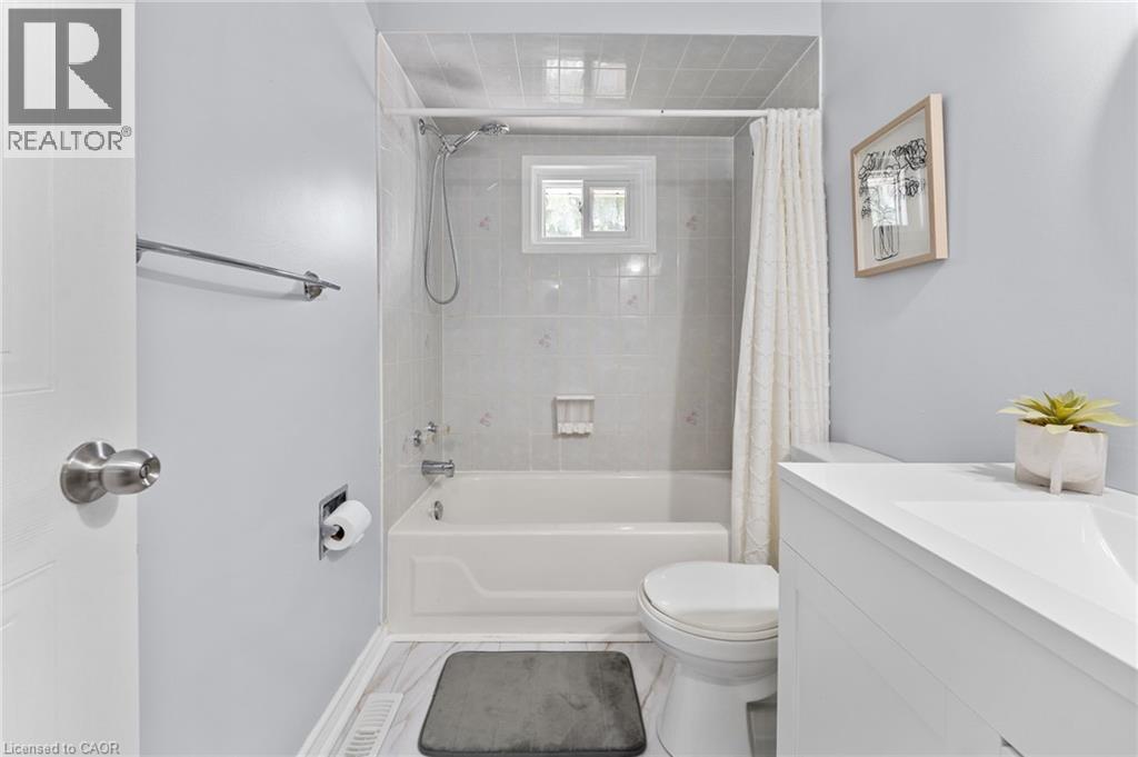 #12 465 BEECHWOOD Place - 37