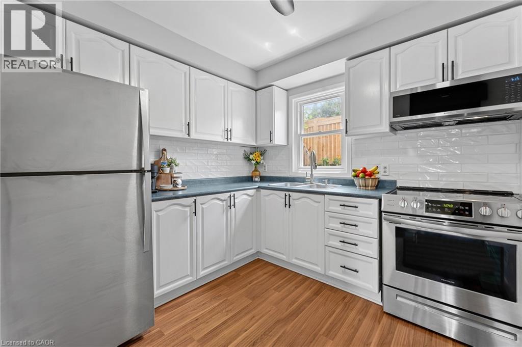 #12 465 BEECHWOOD Place - 16
