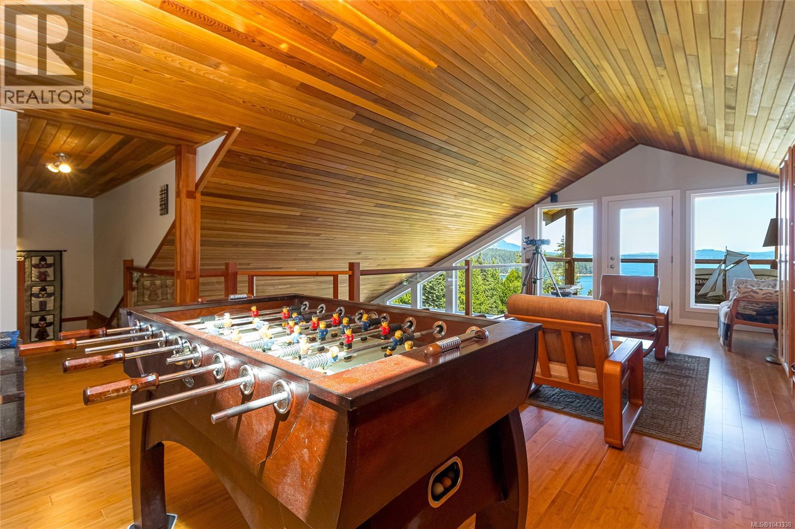 2550 Seaview Rd - 33