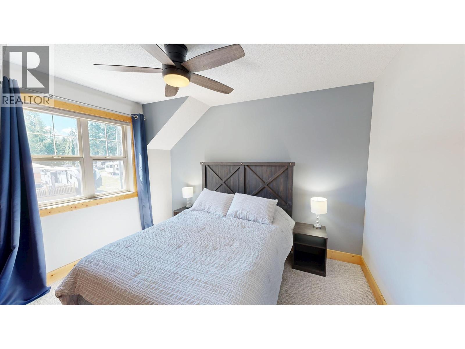 #93 4868 Riverview Drive - 9