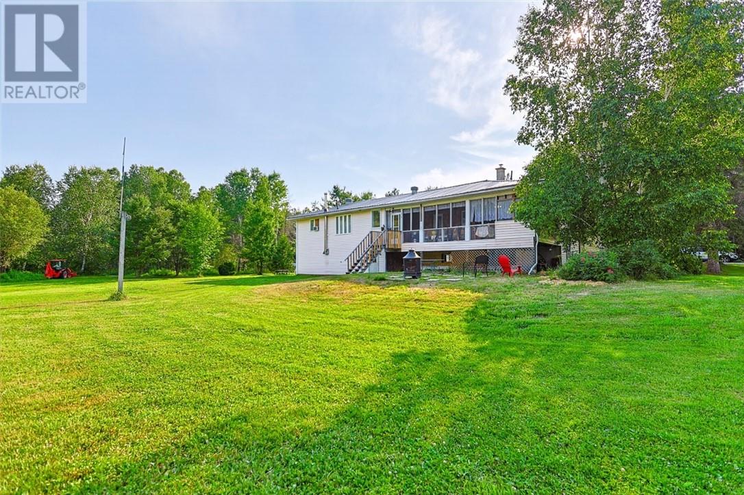 318 Chain Lake Road - 19