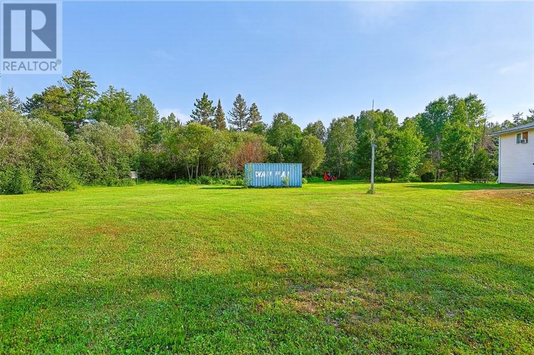 318 Chain Lake Road - 20