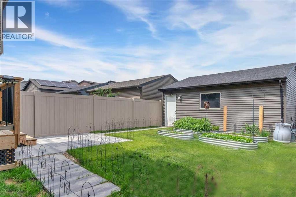 70 Haskayne Drive NW - 24