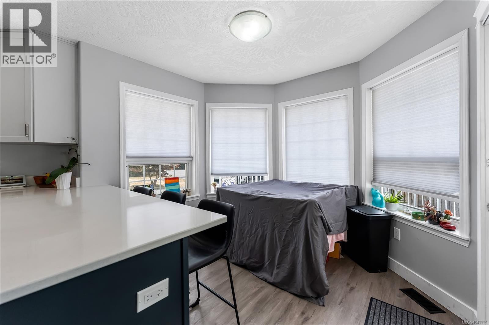 6037 Stonehouse Pl - 12