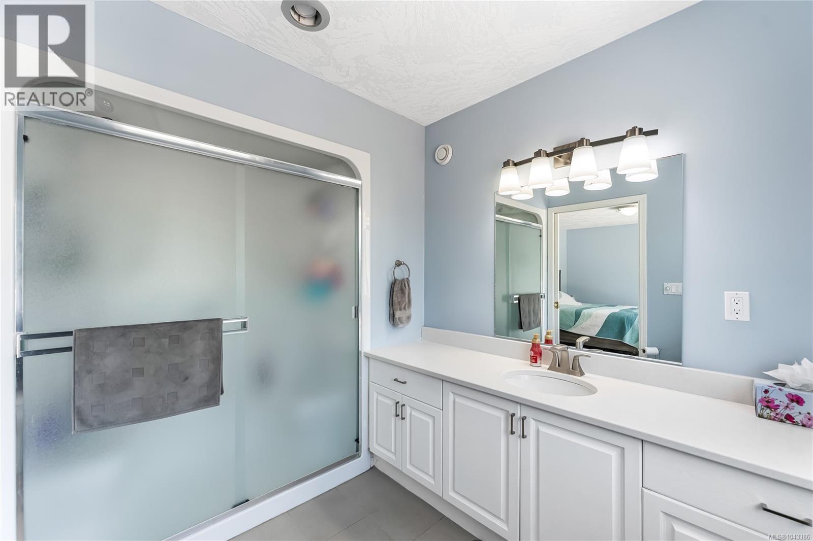 6037 Stonehouse Pl - 26