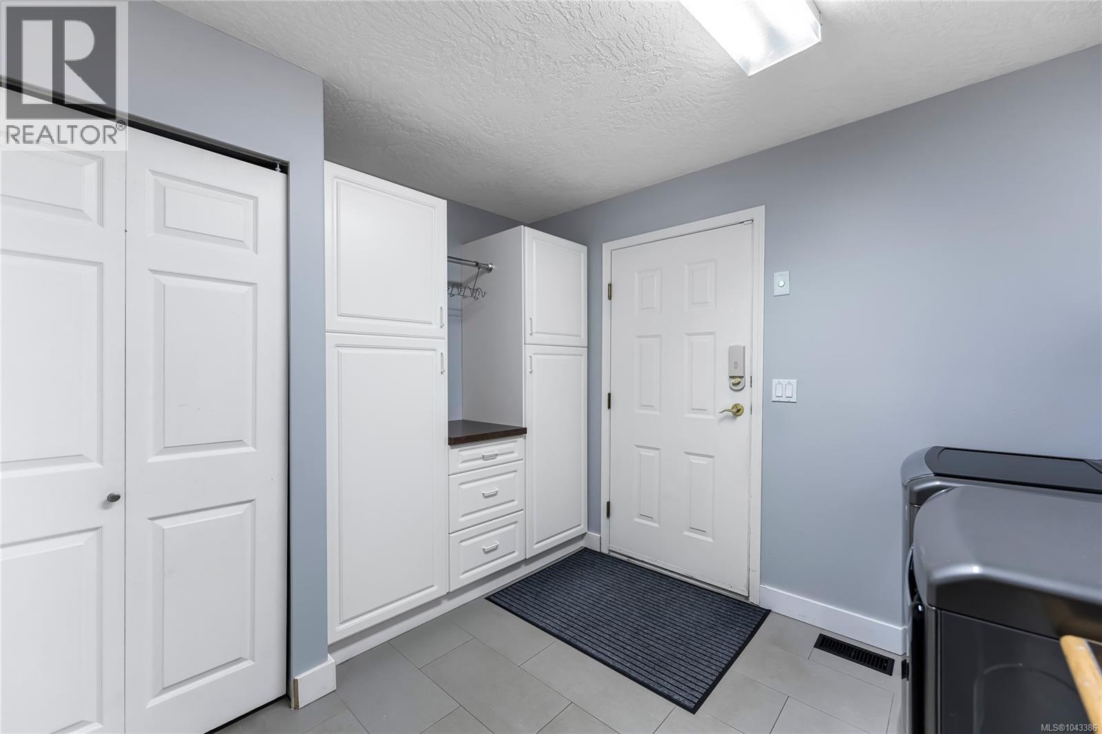 6037 Stonehouse Pl - 31