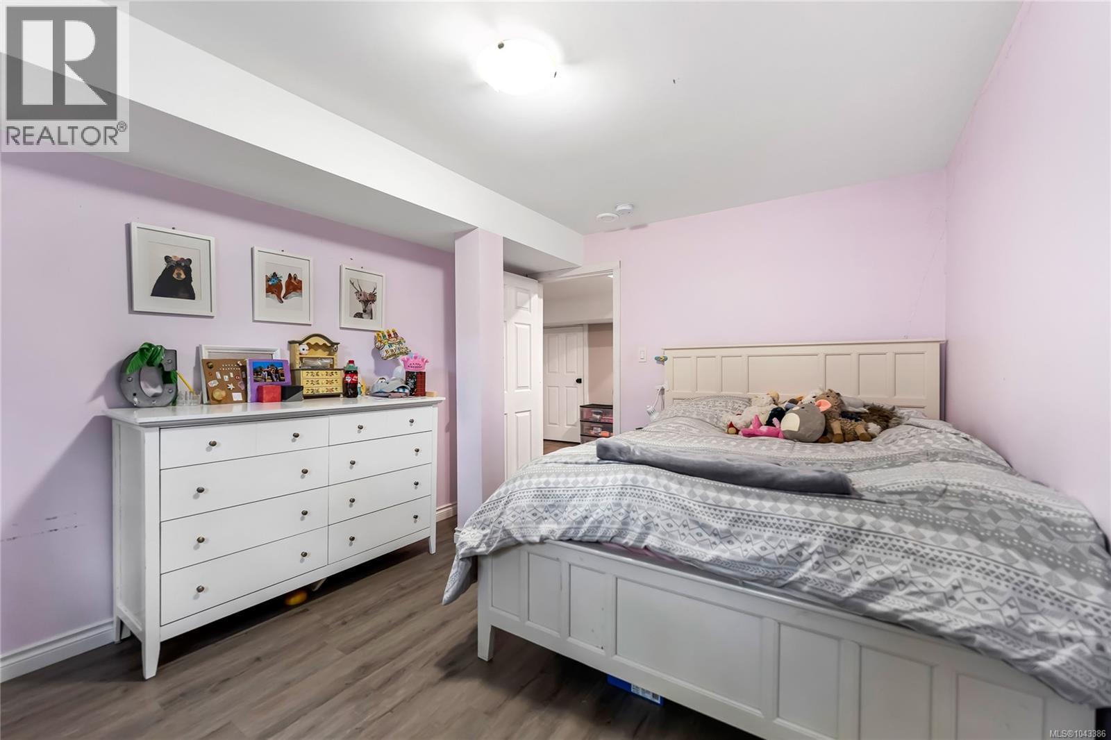 6037 Stonehouse Pl - 38
