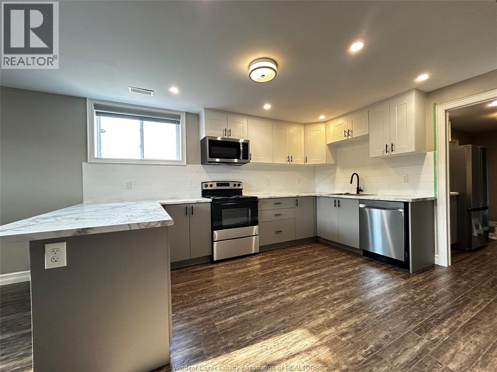 2125 FOX RUN ROAD Unit# LOWER, Leamington — photo 2