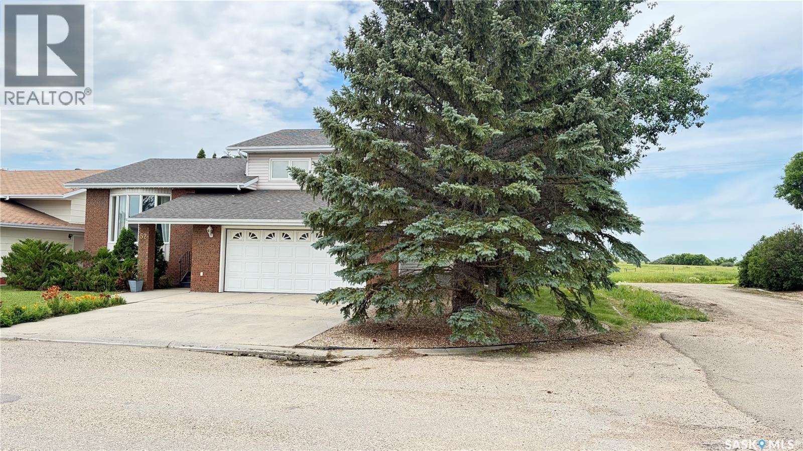 52 Harrigan CRESCENT - 2