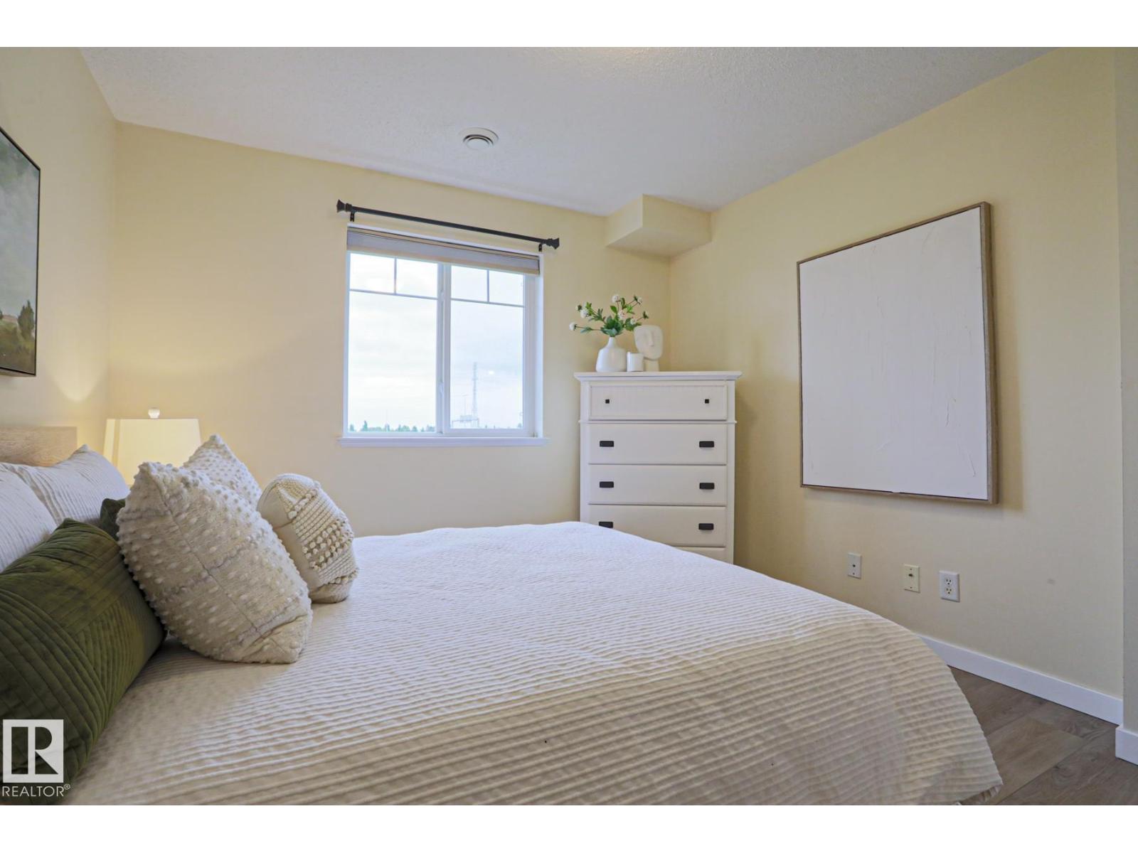 #211 6925 199 ST NW - 12