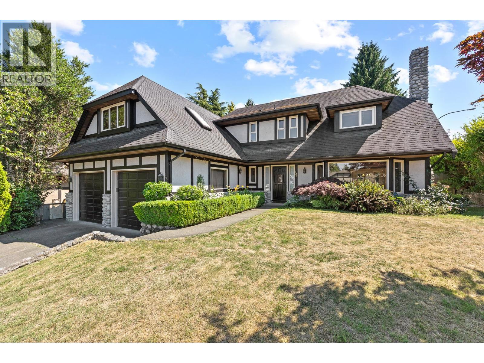 462 CONNAUGHT DRIVE