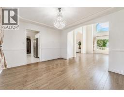 8511 Littlemore Place, Richmond, BC V7C3Y7 Photo 9