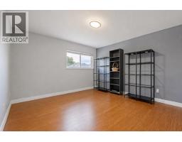 8511 Littlemore Place, Richmond, BC V7C3Y7 Photo 34