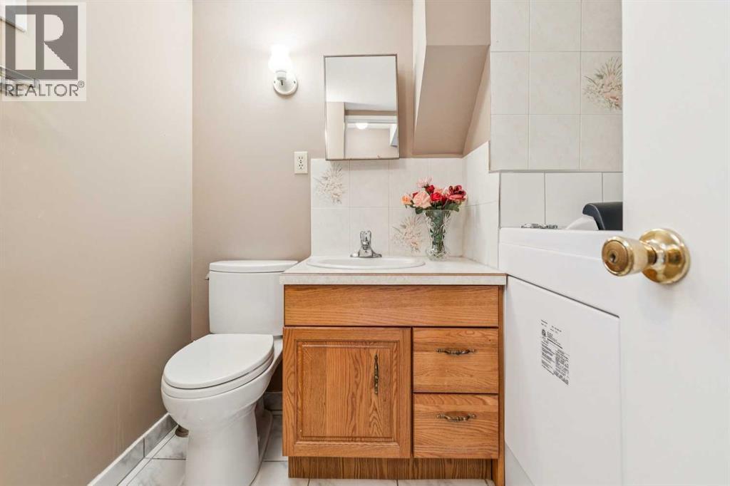 5036 Vallance Crescent NW - 18