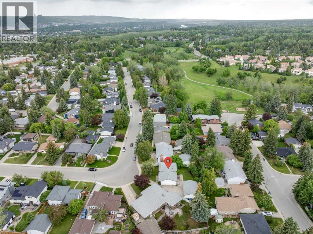 5036 Vallance Crescent NW - 37