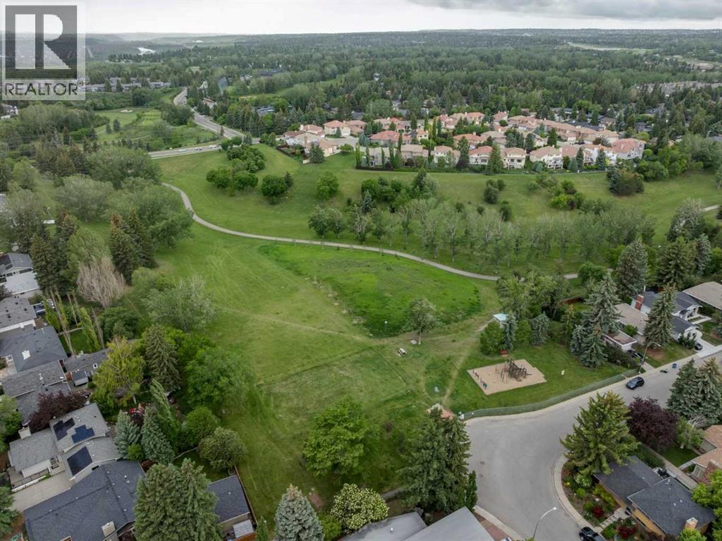5036 Vallance Crescent NW - 40