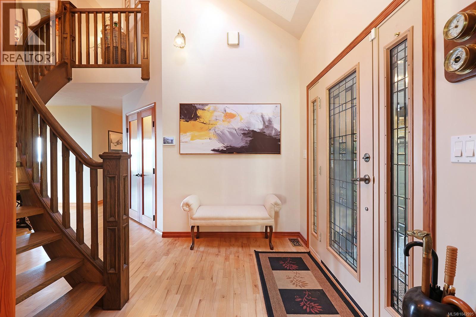 2288 Oyster Garden Rd, Oyster River