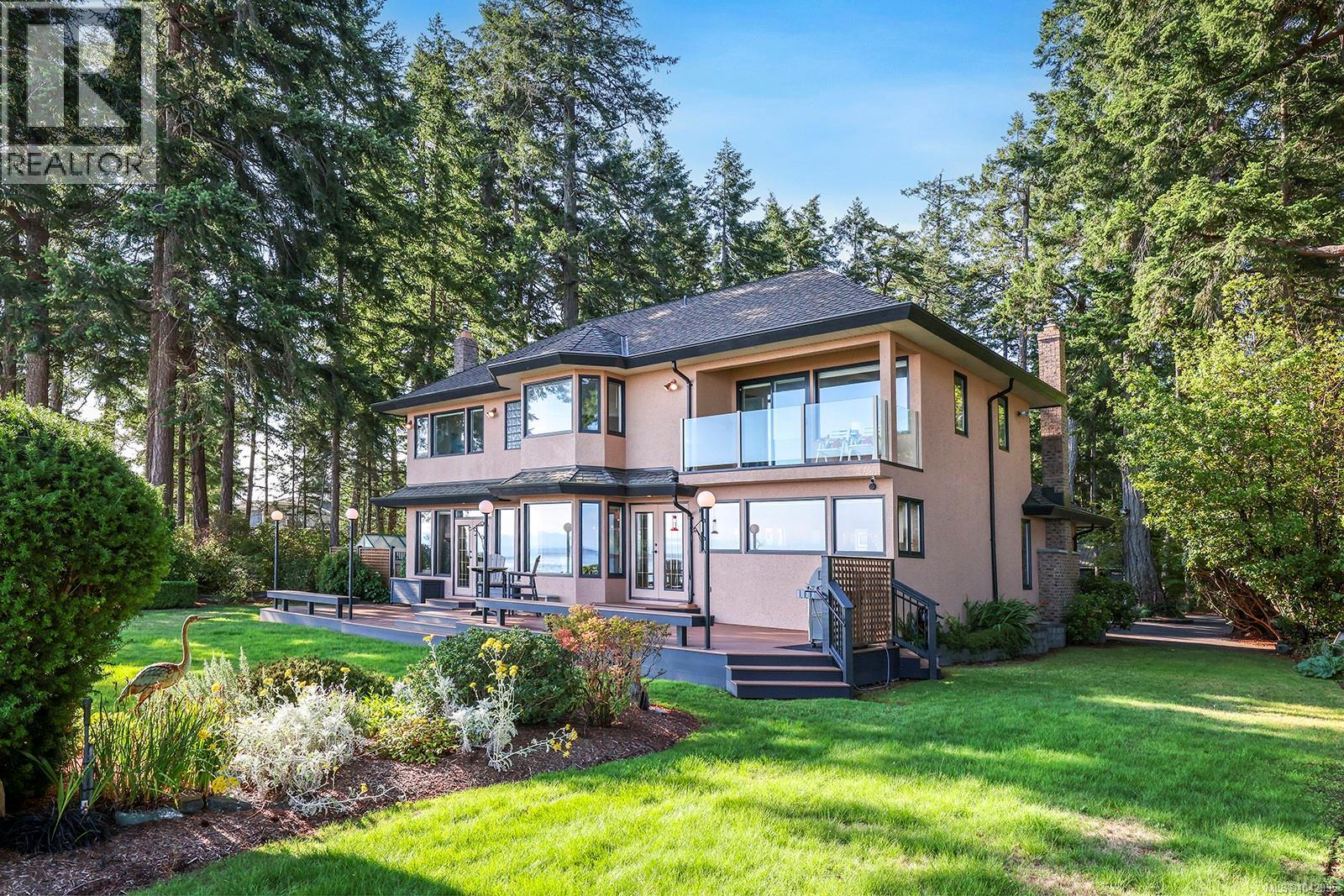2288 Oyster Garden Rd, Oyster River
