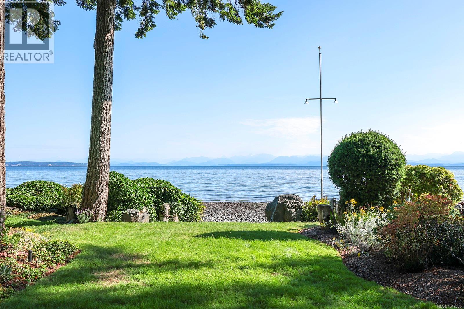 2288 Oyster Garden Rd, Oyster River