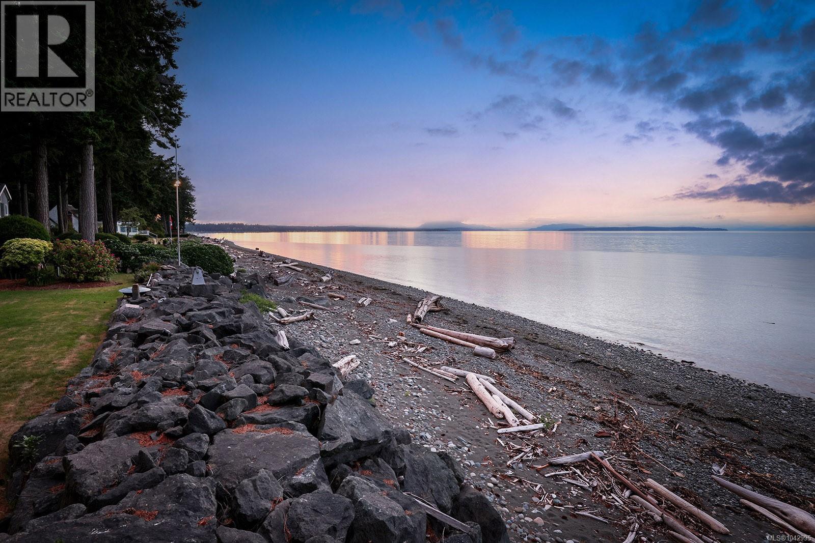 2288 Oyster Garden Rd, Oyster River