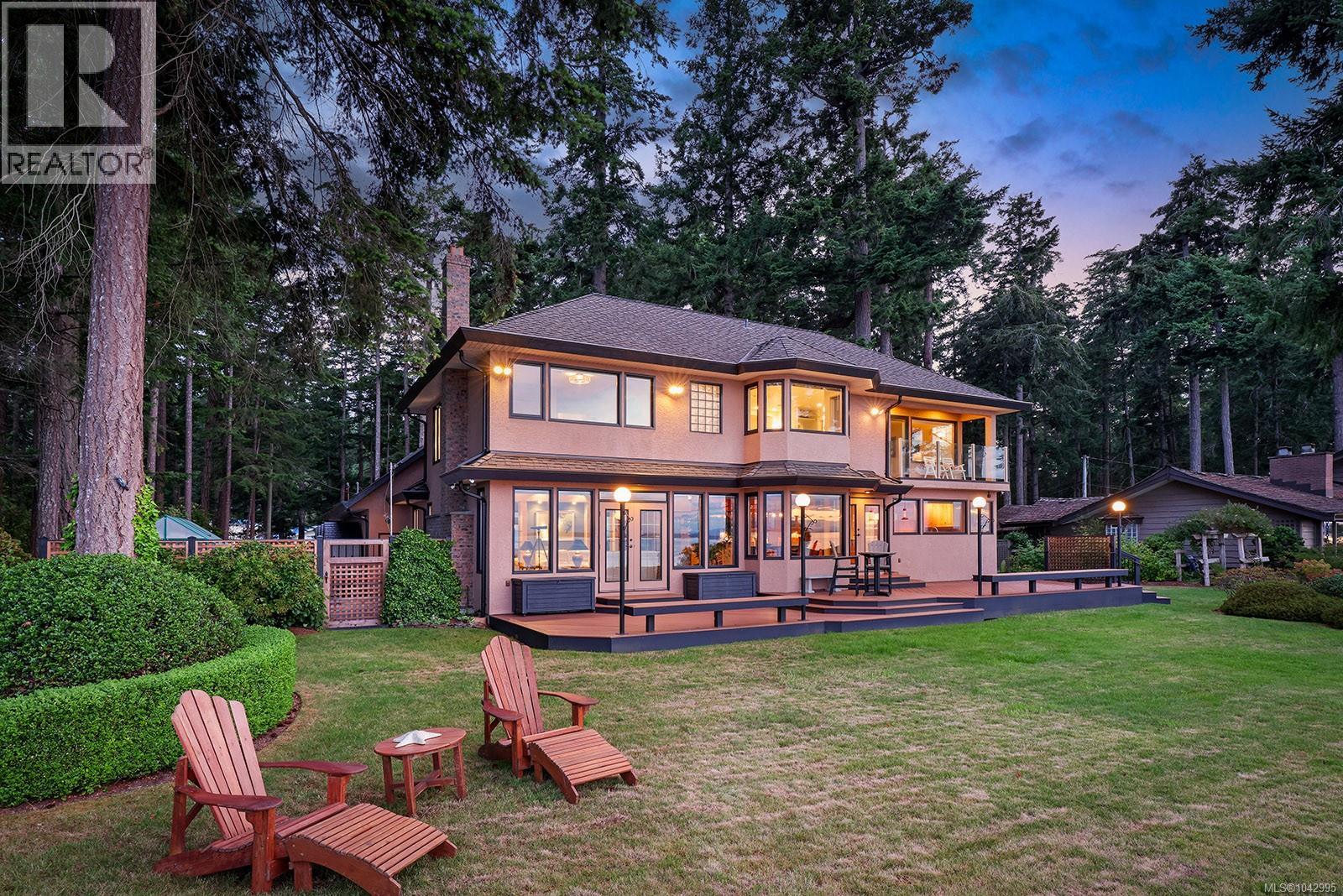 2288 Oyster Garden Rd, Oyster River