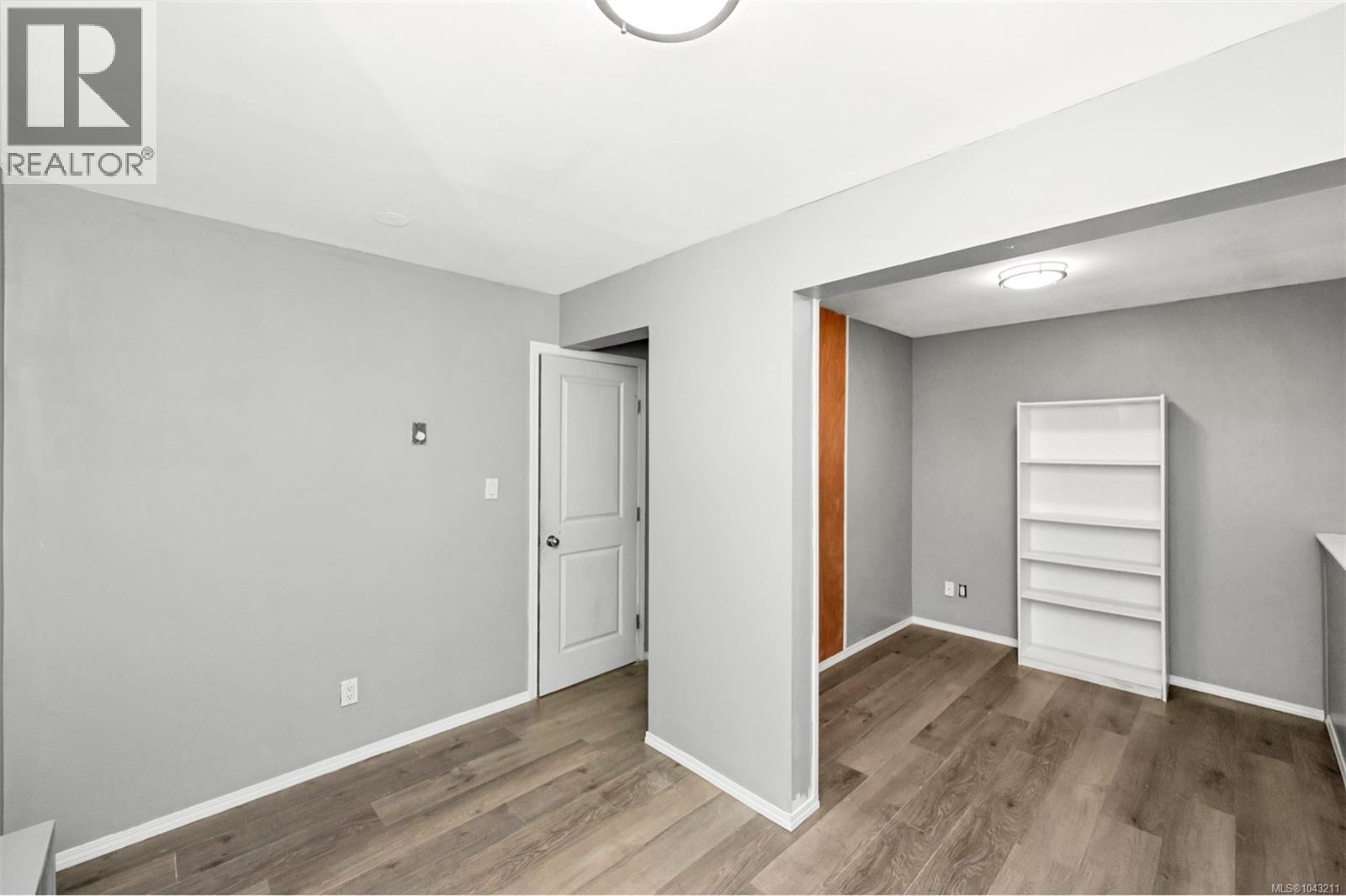 2581 Seaview Rd - 56