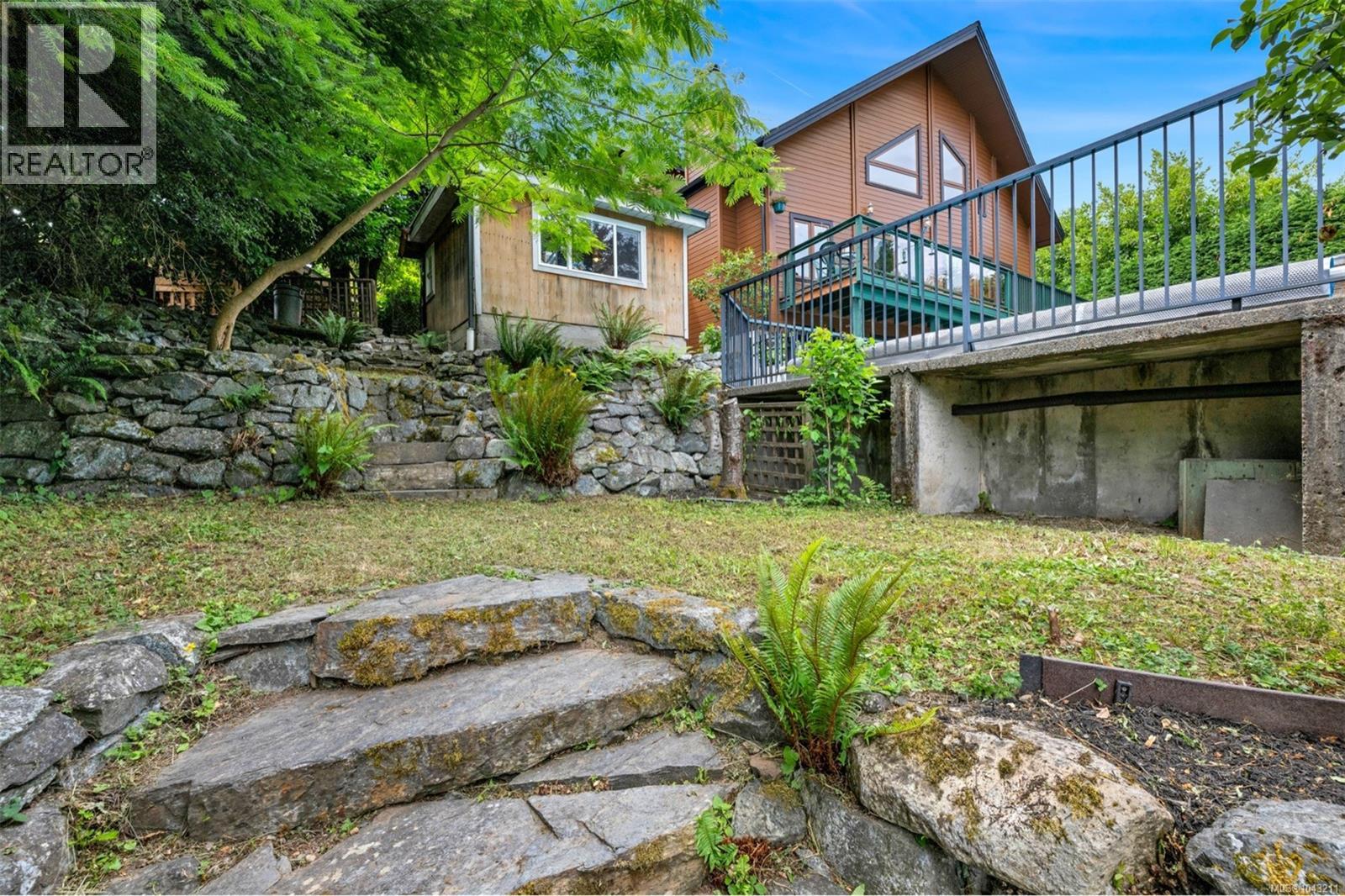 2581 Seaview Rd - 73