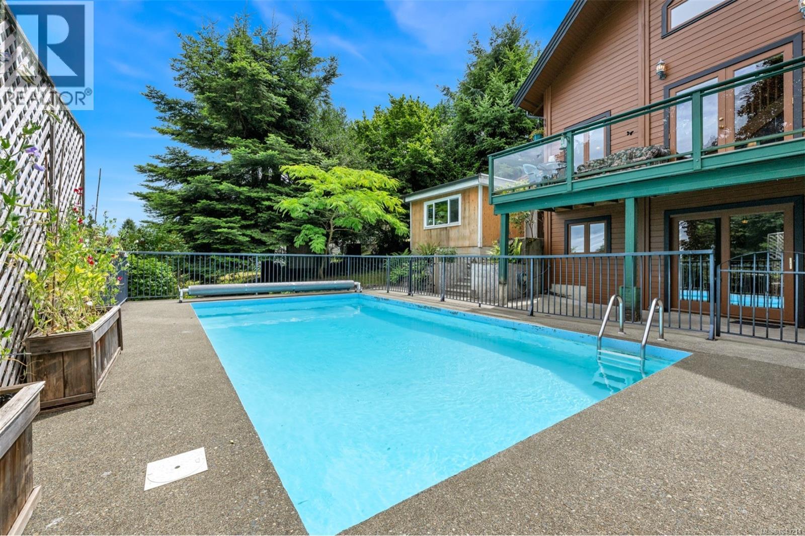 2581 Seaview Rd - 77