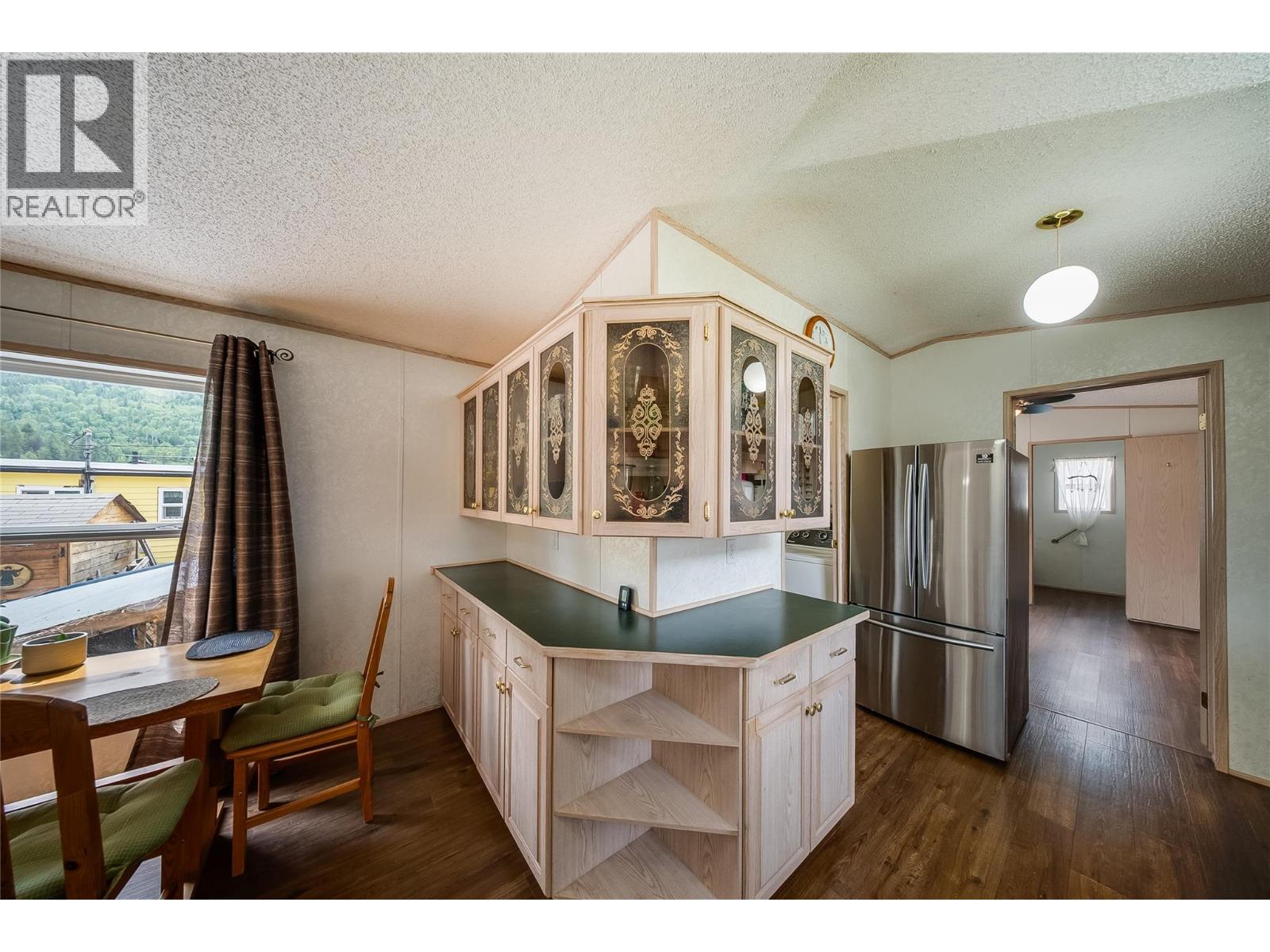 #54 500 16th Avenue - 11