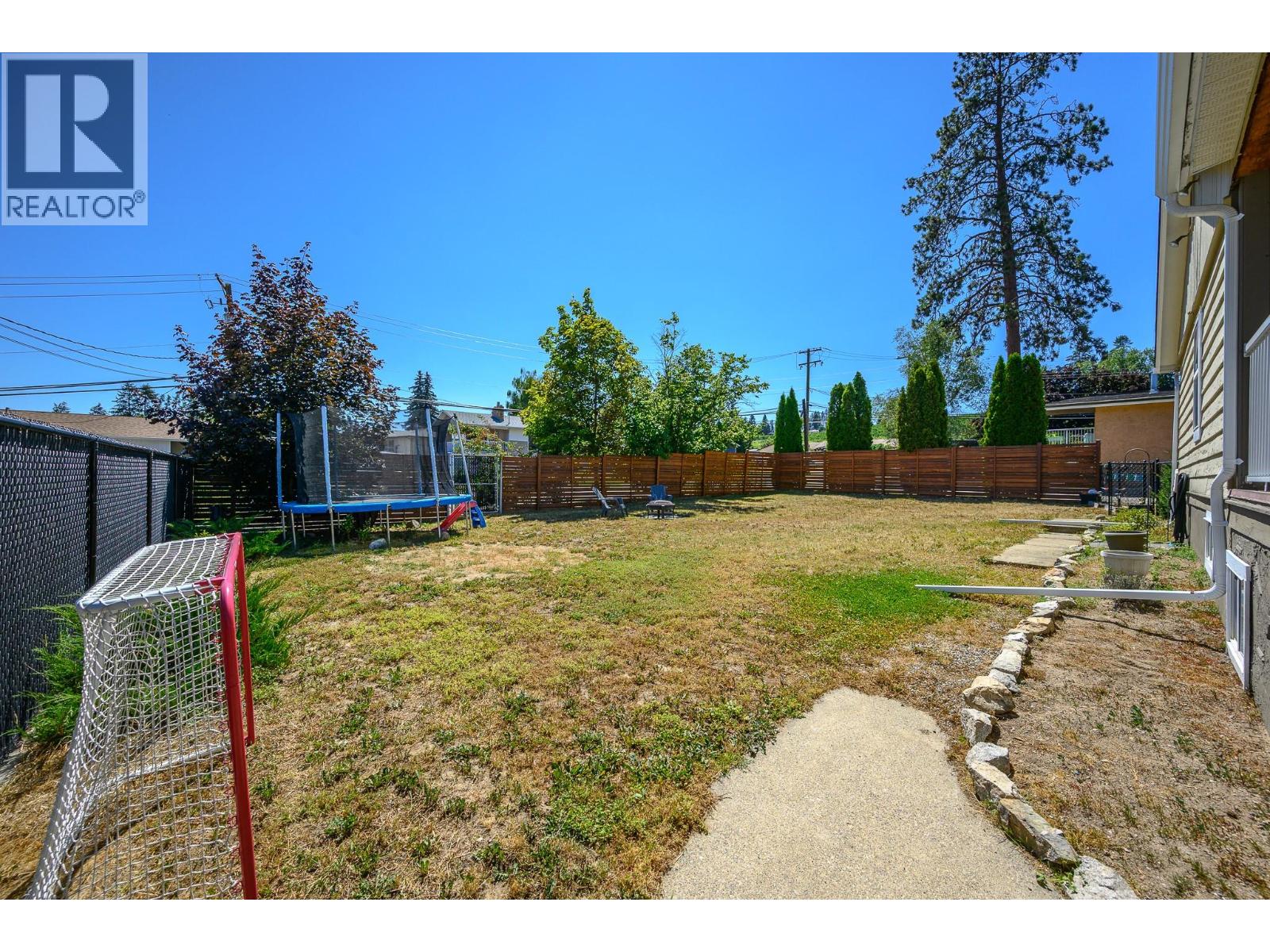  2570 Robinson Road, Lake Country