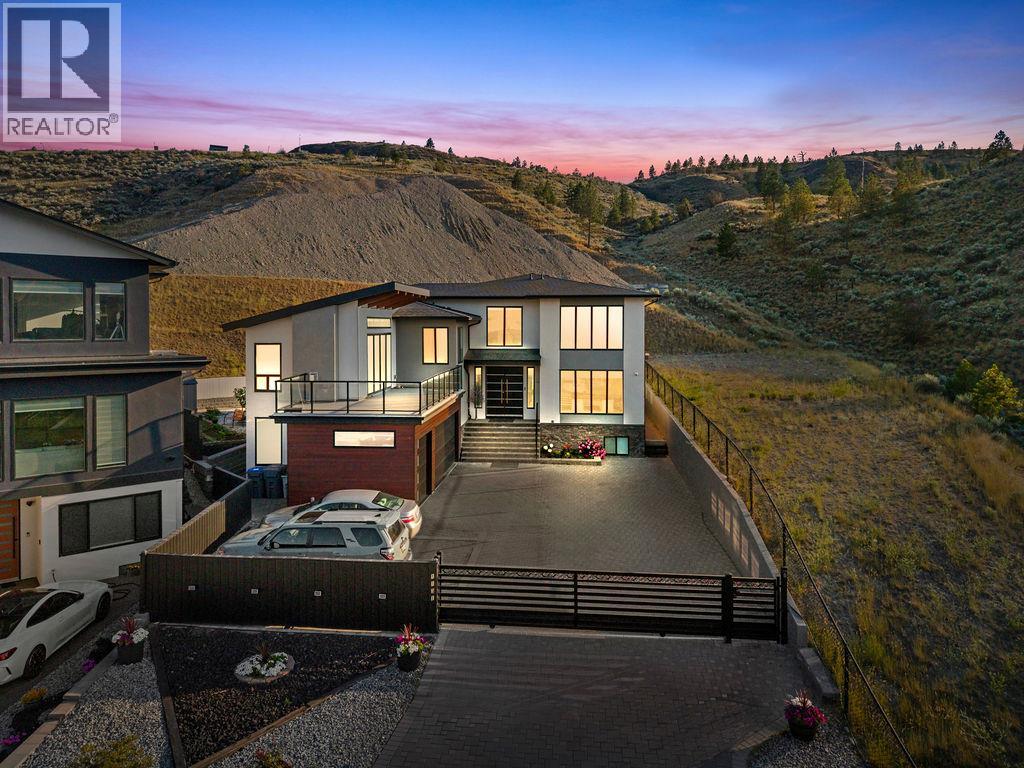 1131 FORDEN Place - 1