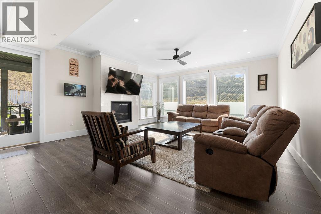 1131 FORDEN Place - 11