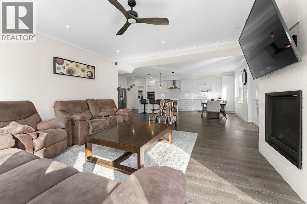 1131 FORDEN Place - 12