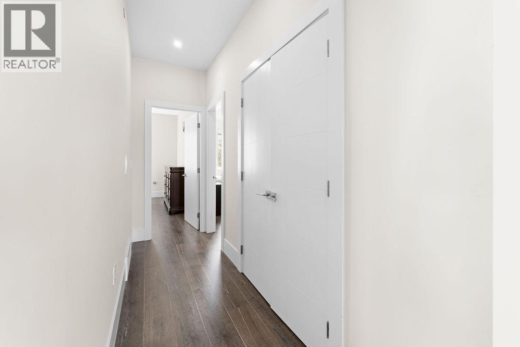 1131 FORDEN Place - 29