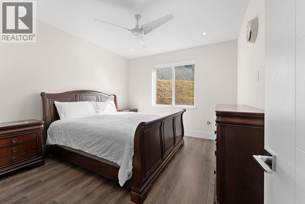 1131 FORDEN Place - 30
