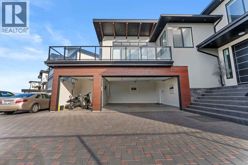 1131 FORDEN Place - 53