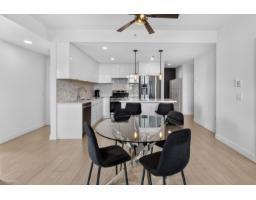 402 19945 Brydon Crescent, Langley, BC V3A0P4 Photo 6