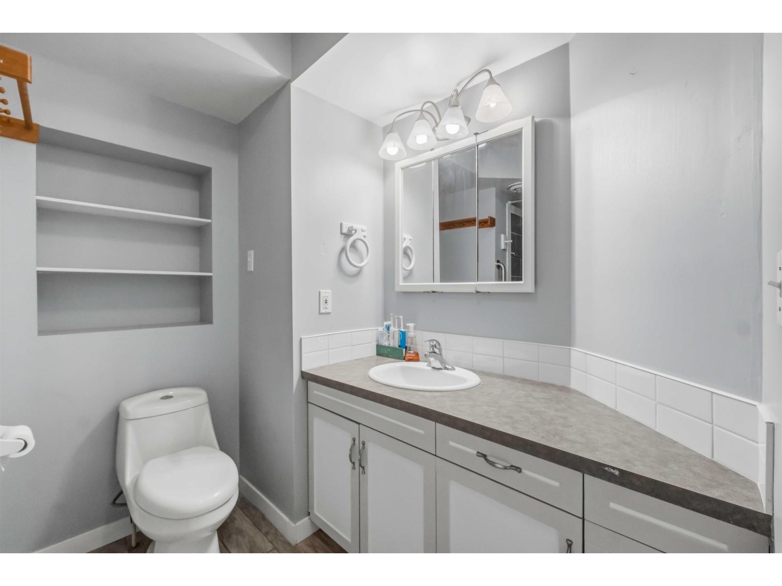 2304 MOULDSTADE ROAD, Abbotsford