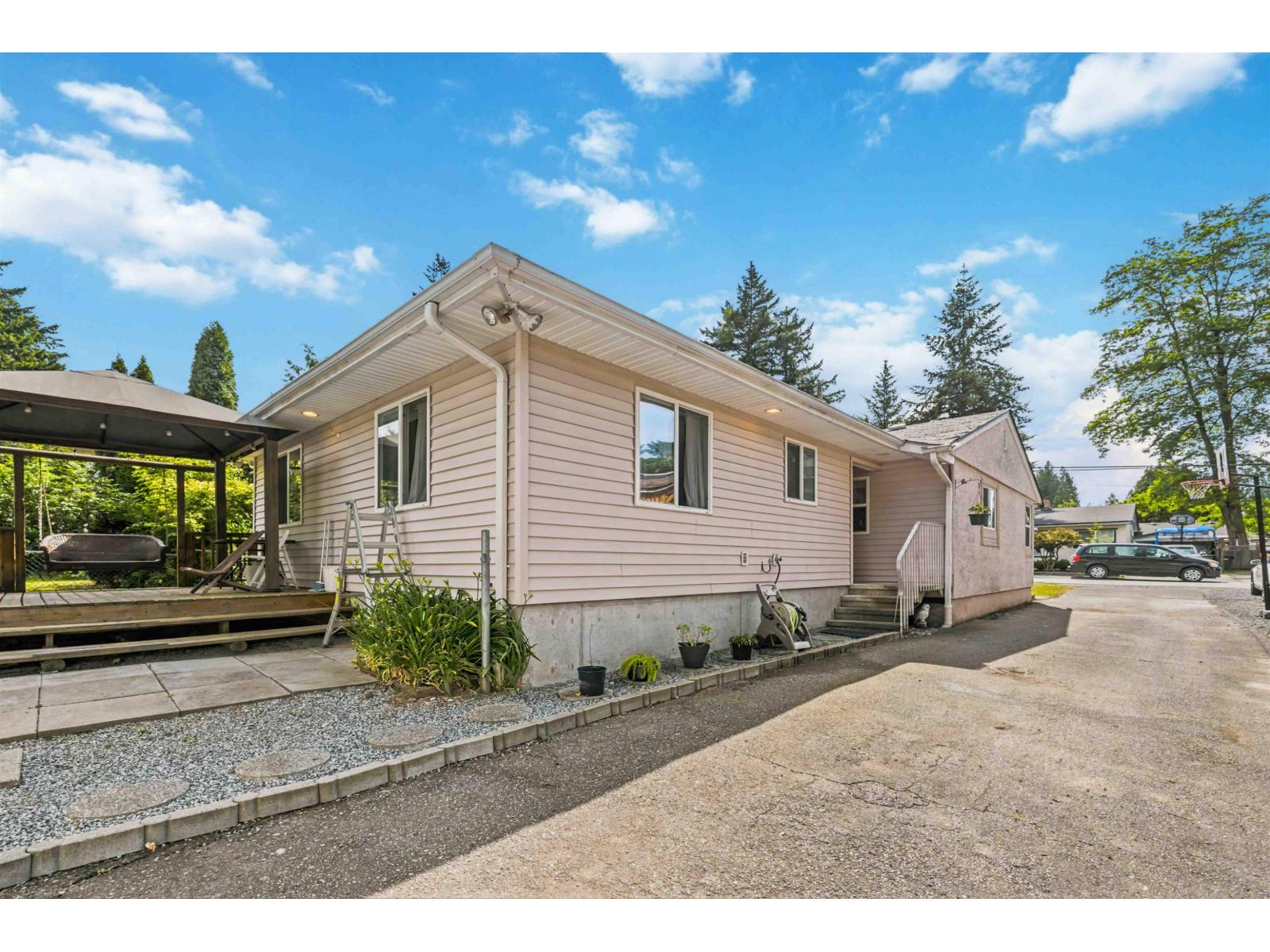 2304 MOULDSTADE ROAD, Abbotsford
