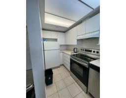 404 10899 University Drive, Surrey, BC V3T5V2 Photo 11