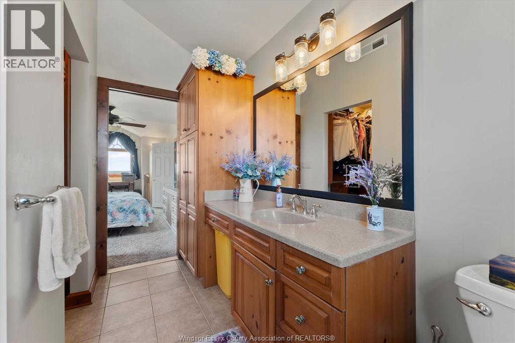 433 LAKE CREST COURT - Image 30