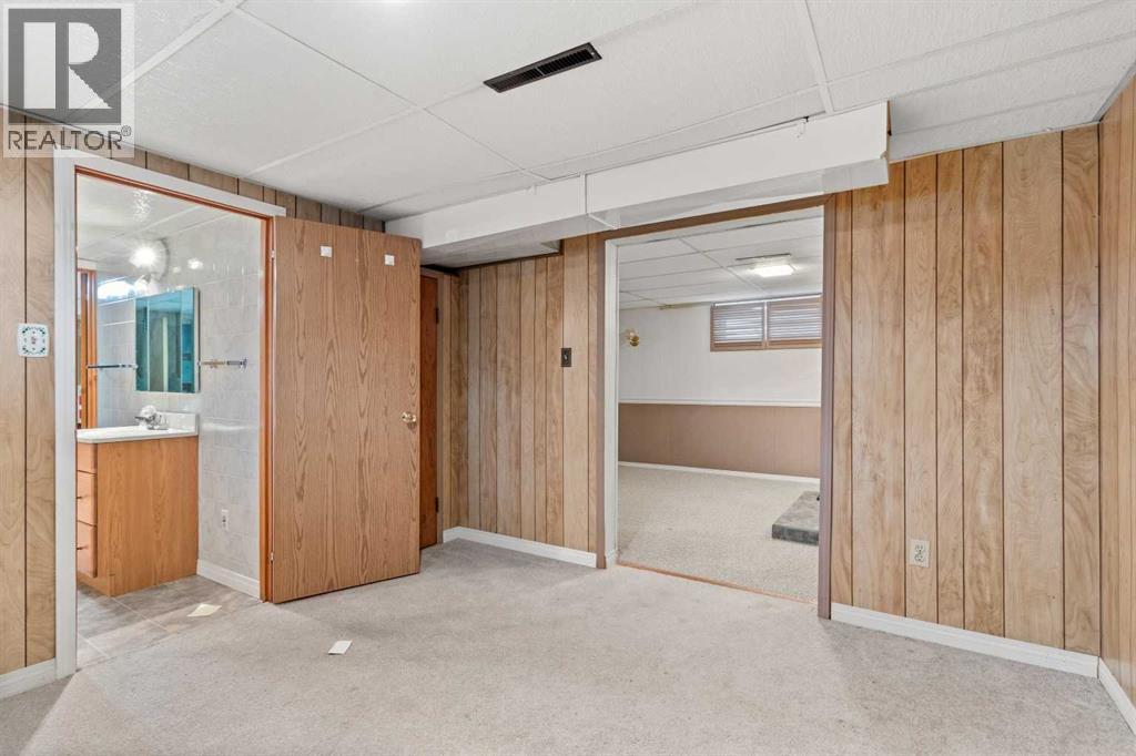 35 Beaupre Crescent - 23